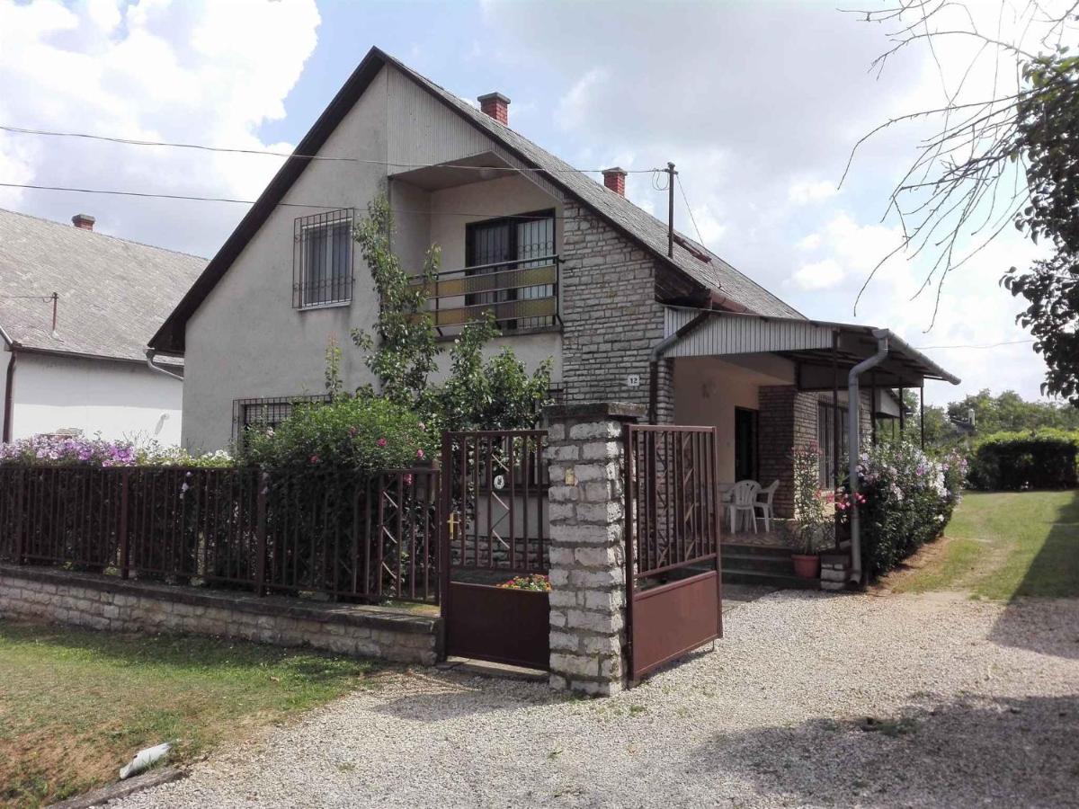 Holiday Home In Balatonfoeldvar 36529 Exterior foto